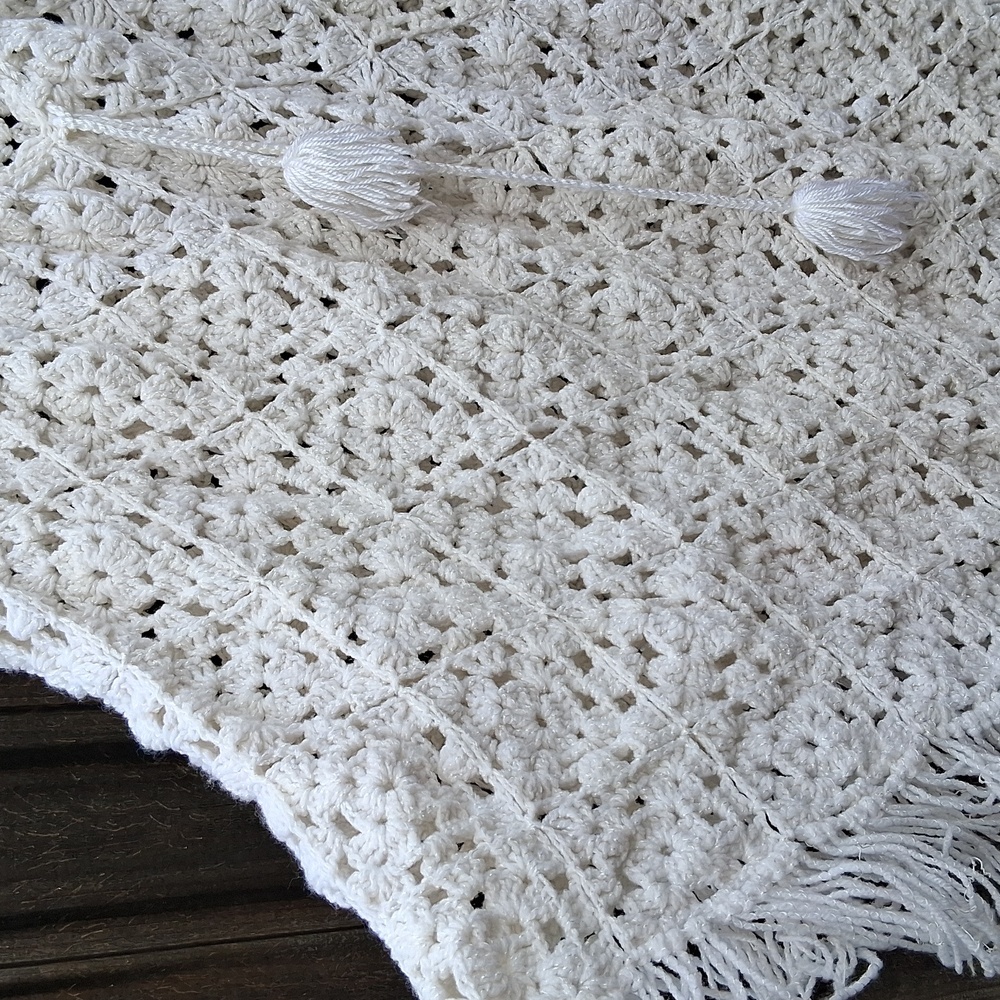 Crochet Poncho - Picture 2 of 4